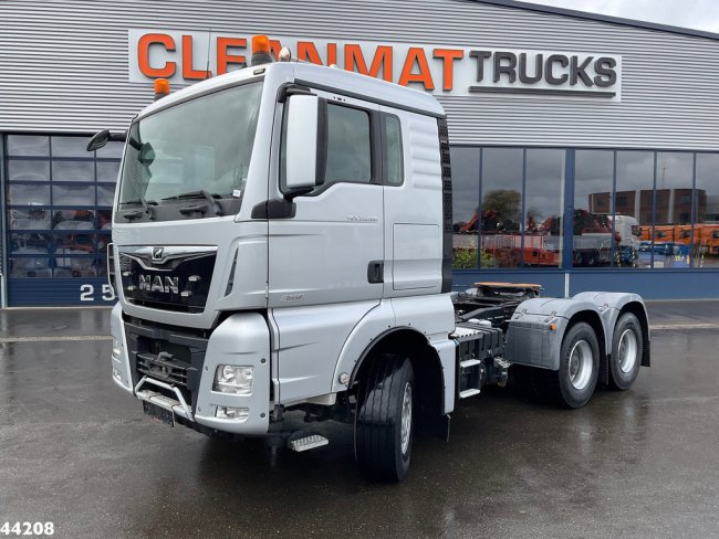 MAN  TGX 33.580 6x4 Euro 6 Just 64.586 km! (0)