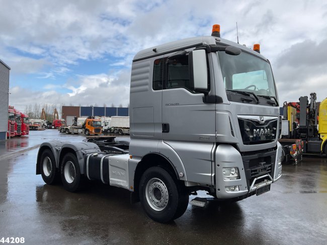 MAN  TGX 33.580 6x4 Euro 6 Just 64.586 km! (2)