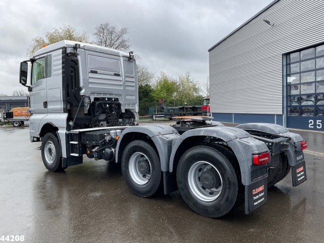 MAN  TGX 33.580 6x4 Euro 6 Just 64.586 km! (3)