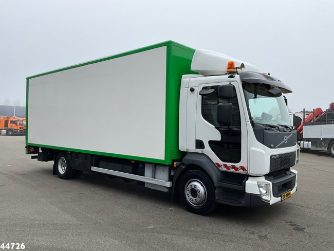 Volvo  FL 250 Euro 6 met Dhollandia laadklep (2)