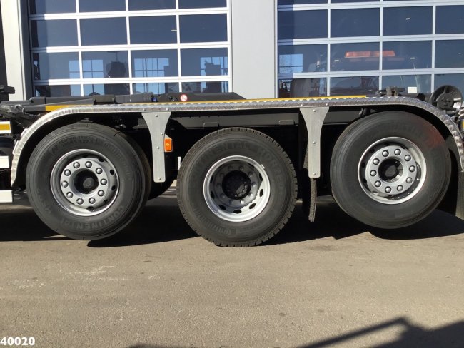 Volvo  FM 420 8x2 HMF 28 ton/meter laadkraan Welvaarts weighing system (9)