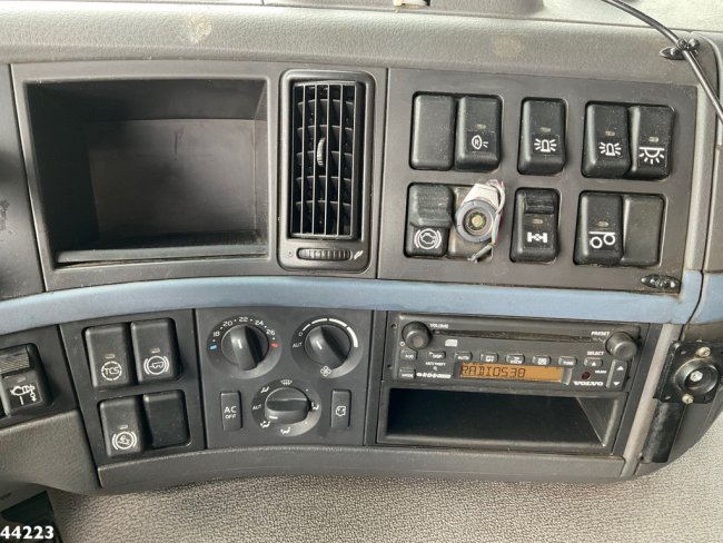 Volvo  FM 340 HMF 12 Tonmeter laadkraan (13)