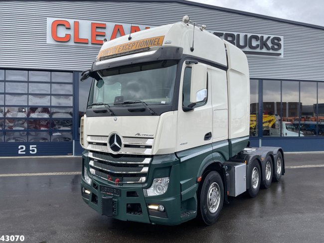 Mercedes-Benz  Actros 4163 SLT WSK 8x4 Push and Pull 250 TON (1)