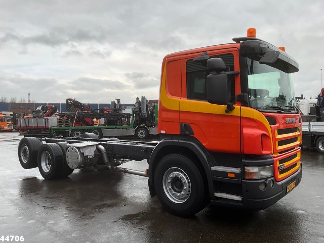 Scania  P 320 6x2 Euro 5 Chassis cabine (2)