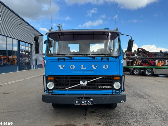 Volvo  F7 4X2 Full steel Manual Just 136.226 km! (5)