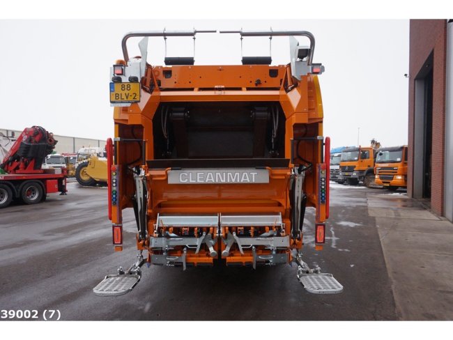 Volvo  FM 330 (2)