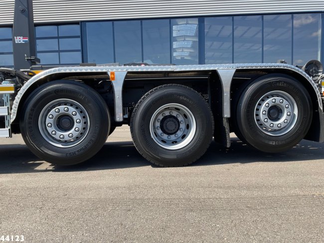 Volvo  FM 420 8x2 Hiab 25 Tonmeter laadkraan (21)