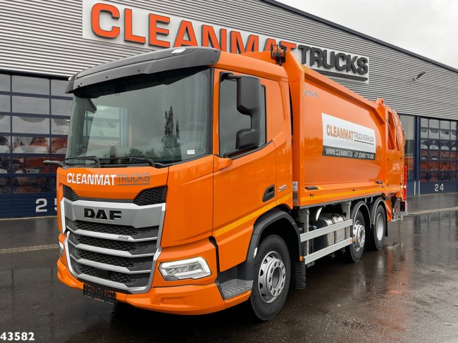 DAF  FAG XD 300 Geesink 20m³ (1)