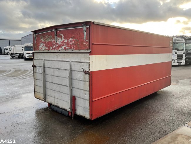 Leebur gesloten container met Laadklep   (1)