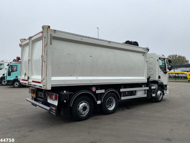 DAF  FAN LF 220 Euro 6 Hiab 11 Tonmeter laadkraan Just 166.649 Km! (3)