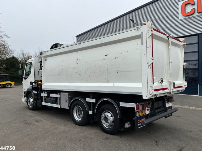 DAF  FAN LF 220 Euro 6 Hiab 11 Tonmeter laadkraan Just 166.649 Km! (4)