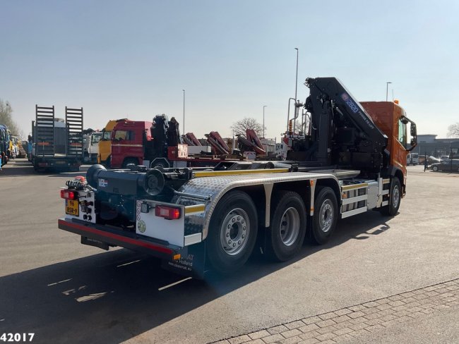 Volvo  FM 420 8x2 HMF 28 Tonmeter laadkraan (3)