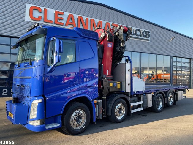 Volvo  FH 540 8x2 Euro 6 HMF 85 Tonmeter laadkraan + Fly-Jib Just 118.982 Km! (1)