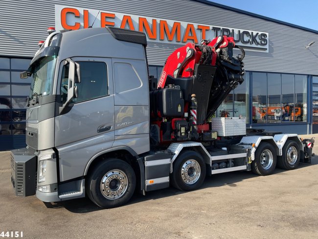 Volvo  FH 540 Fassi 165 Tonmeter laadkraan + Fly-Jib Just 104.869 km! (2)