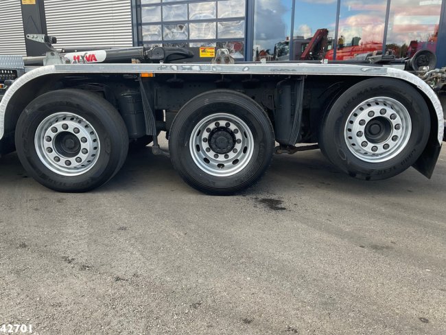 DAF  FAQ CF 400 8x2 Euro 6 HMF 21 Tonmeter laadkraan (10)