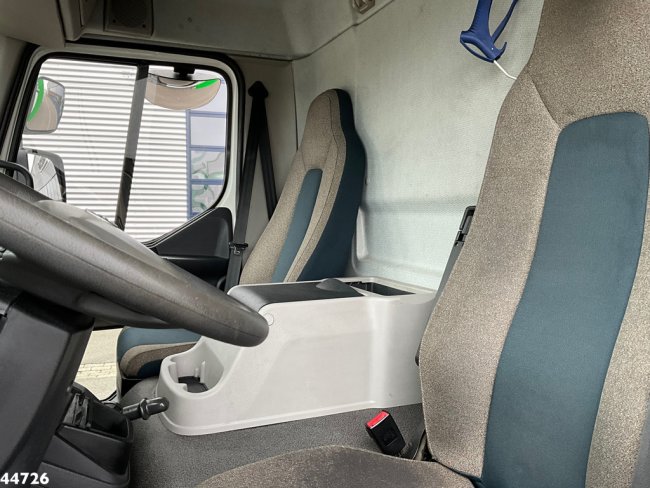 Volvo  FL 250 Euro 6 met Dhollandia laadklep (12)