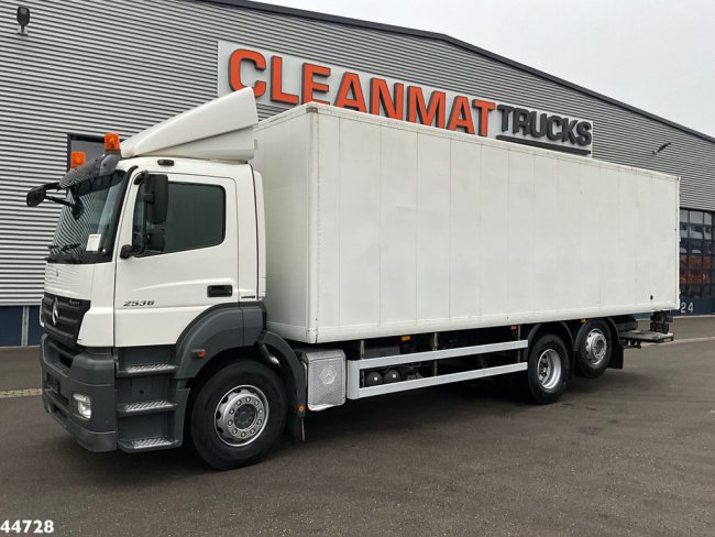 Mercedes-Benz  Axor 2636 6x2 Dhollandia laadklep Just 265.901 km! (2)