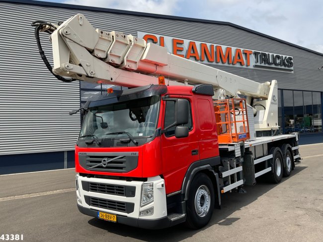 Volvo  FM 330 Terex 42 meter hoogwerker (4)