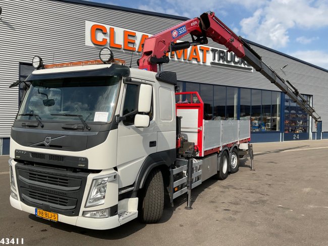 Volvo  FM 500 Euro 6 HMF 32 Tonmeter laadkraan Just 166.643 km! (0)