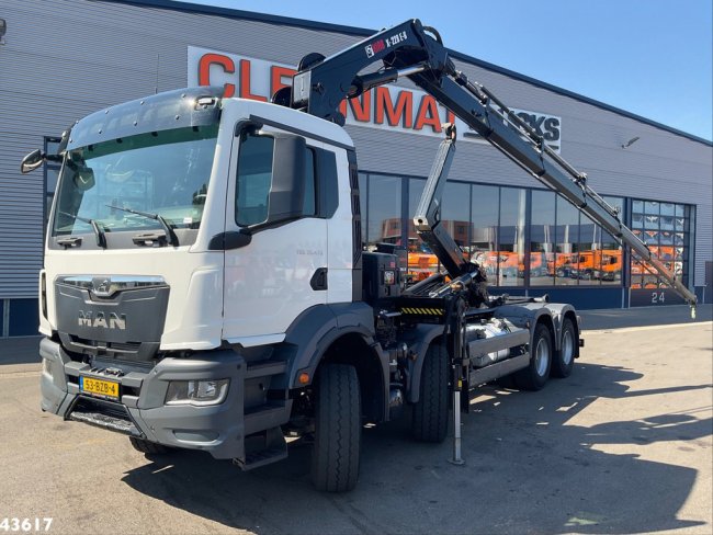 MAN  TGS 32.470 8x4 Euro 6 Hiab 22 Tonmeter laadkraan Just 68.765 Km! (0)