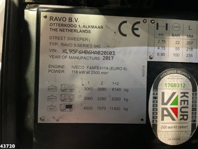 Ravo  540 STH Euro 6 with 3-rd brush (15)