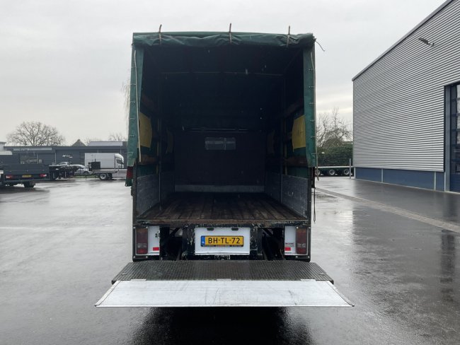 Mercedes-Benz  Vario 812 D Manual (2)