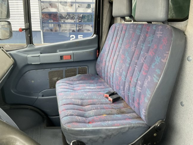 Mercedes-Benz  Vario 812 D Manual (20)
