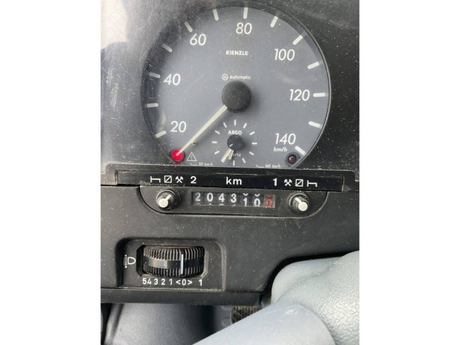 Mercedes-Benz  Vario 812 D Manual (22)