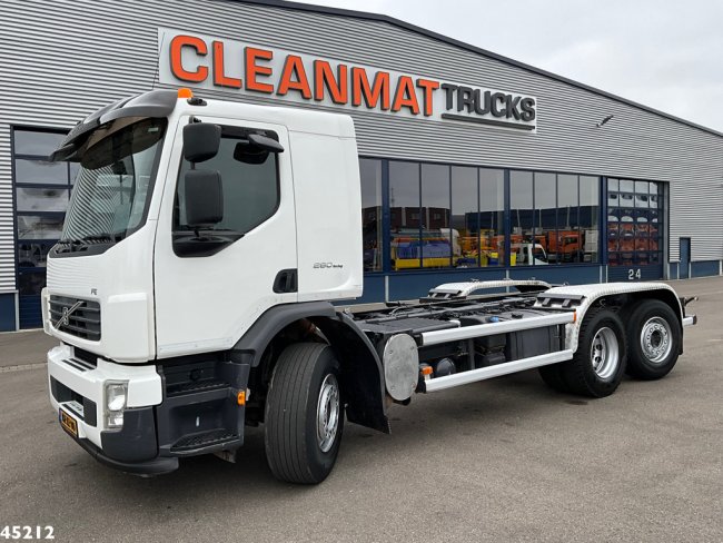 Volvo  FE 260 Chassis cabine with PTO Just 199.470 km! (0)