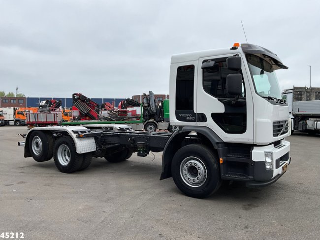 Volvo  FE 260 Chassis cabine with PTO Just 199.470 km! (2)