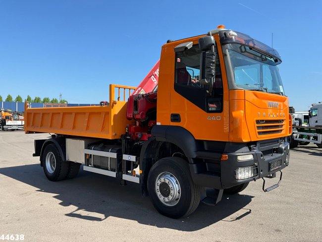 Iveco  Trakker AD 190T44W 4x4 HMF 9 Tonmeter laadkraan Just 292.249 km! (4)