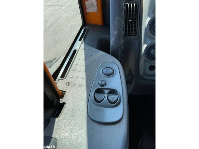 Iveco  Trakker AD 190T44W 4x4 HMF 9 Tonmeter laadkraan Just 292.249 km! (16)