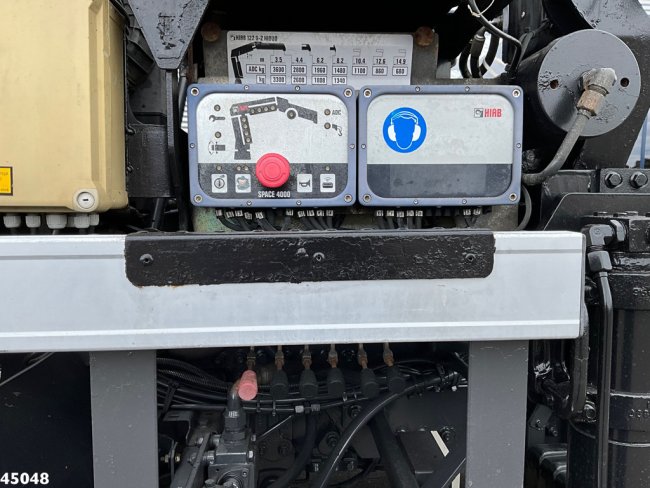 DAF  FAN 85 CF 360 Euro 5 Hiab 12 Tonmeter laadkraan (7)
