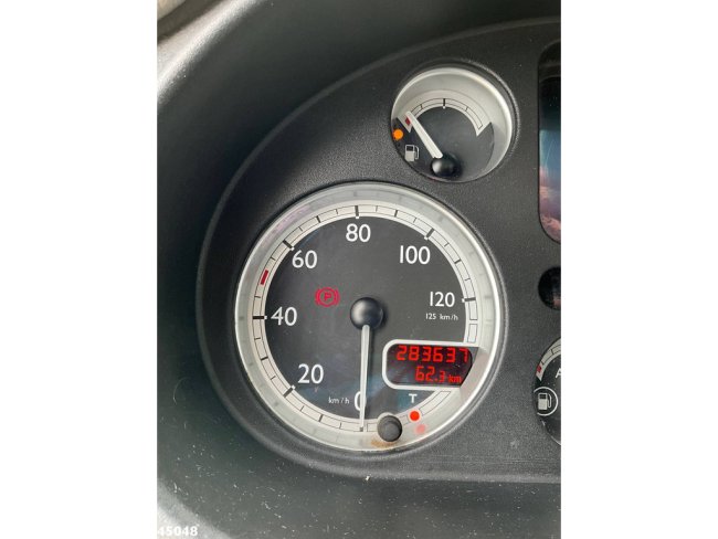 DAF  FAN 85 CF 360 Euro 5 Hiab 12 Tonmeter laadkraan (18)