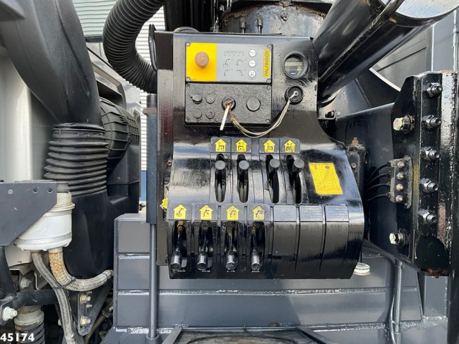 DAF  FA 85 CF 360 Palfinger 20 Tonmeter laadkraan (11)
