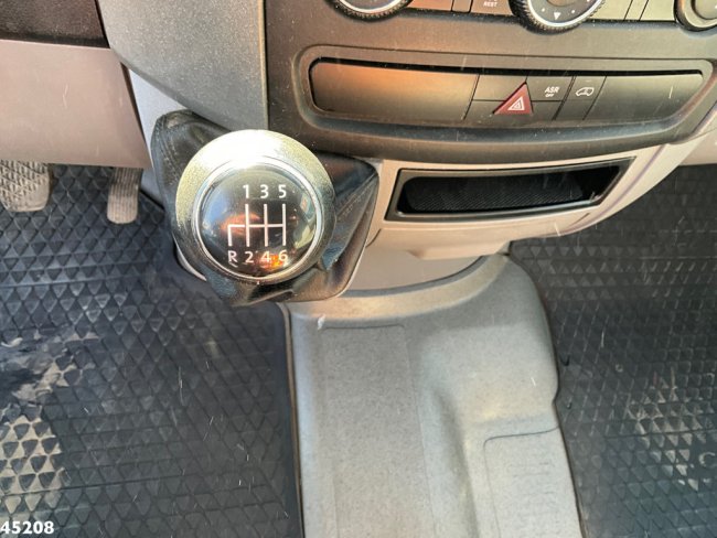 Volkswagen  Crafter 35 2.0 TDI Hiab 1,3 Tonmeter laadkraan Just 82.346 km! (18)