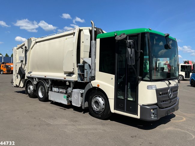 Mercedes-Benz  Econic 2630 Euro 6 CNG Norba MF 300 18m³ 2 compartimenten just 137.620 km! (2)