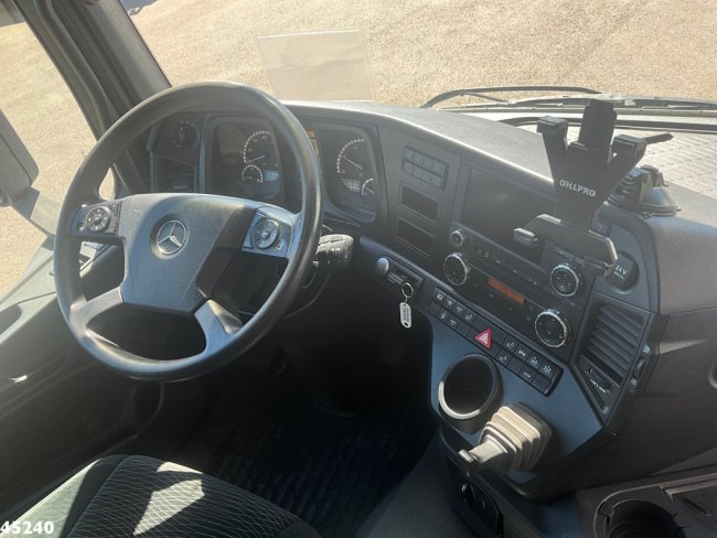 Mercedes-Benz  Arocs 3251 8x4 Euro 6 Retarder Palfinger 34 Tonmeter laadkraan + Fly-Jib Just 146.766 km! (17)