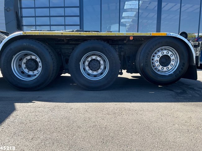 MAN  TGS 35.440 8x4 Euro 5 Palfinger 30 Tonmeter laadkraan (12)