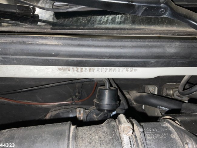 Volkswagen  Crafter 35 2.5 TDI (11)