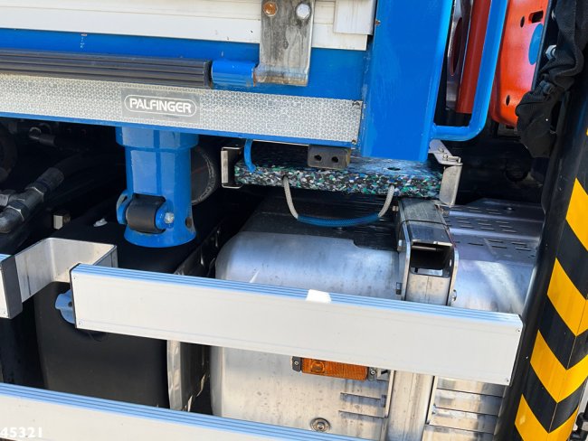 DAF  FA LF 230 Euro 6 Palfinger 18 Tonmeter laadkraan Just 6.783 km! (23)