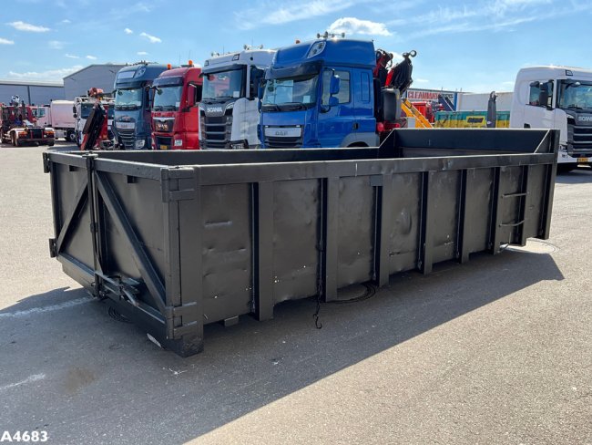 Container 11m³   (2)