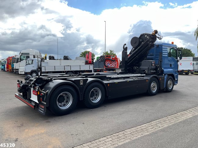 MAN  TGS 35.500 8x4 Euro 6 Hiab 30 Tonmeter laadkraan Just 164.946 km! (3)