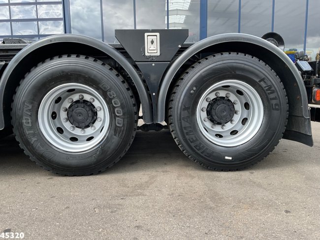 MAN  TGS 35.500 8x4 Euro 6 Hiab 30 Tonmeter laadkraan Just 164.946 km! (12)