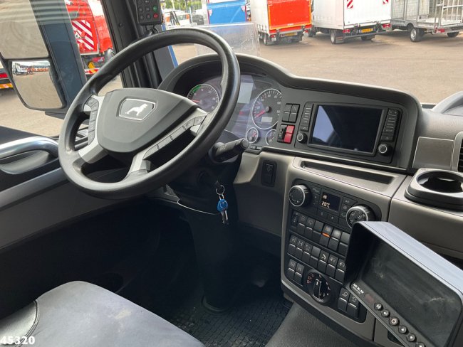 MAN  TGS 35.500 8x4 Euro 6 Hiab 30 Tonmeter laadkraan Just 164.946 km! (14)