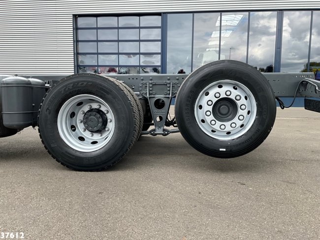 DAF  FAN CF 330 Euro 6 Chassis cabine met kraanponton! Just 102.023 km! (11)