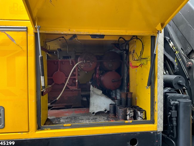 Scania  P 113H 6x4 Manual Tischer Abschlepp (16)
