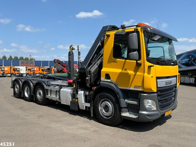 DAF  FAQ СF 400 8x2 Euro 6 Hiab 24 Tonmeter laadkraan Just 147.273 km! (2)