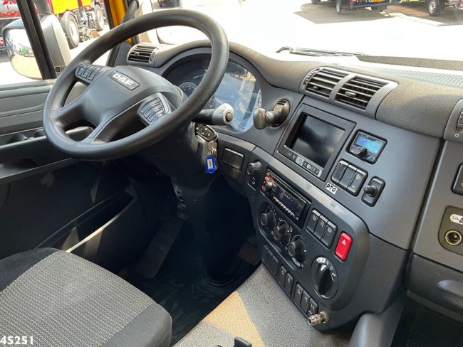 DAF  FAQ СF 400 8x2 Euro 6 Hiab 24 Tonmeter laadkraan Just 147.273 km! (12)