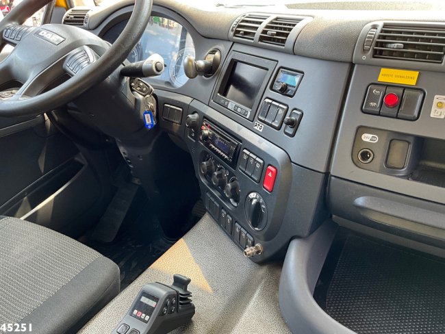 DAF  FAQ СF 400 8x2 Euro 6 Hiab 24 Tonmeter laadkraan Just 147.273 km! (13)